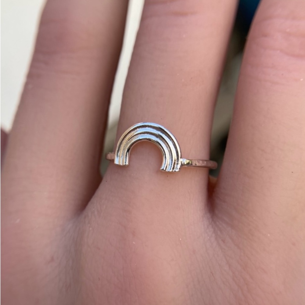 Sterling silver rainbow ring. Handmade arch ring, Dainty sterling silver… - Picture 4 of 8